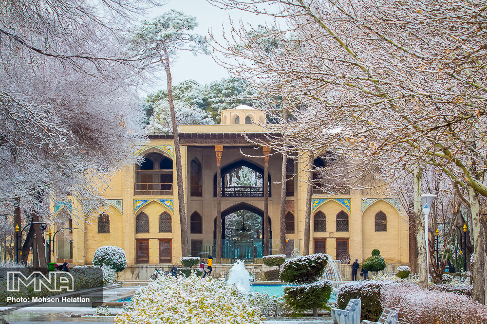 احتمال بارش برف در شهر اصفهان
