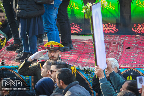 تشییع شهدای سانحه هواپیمای اوکراینی در اصفهان