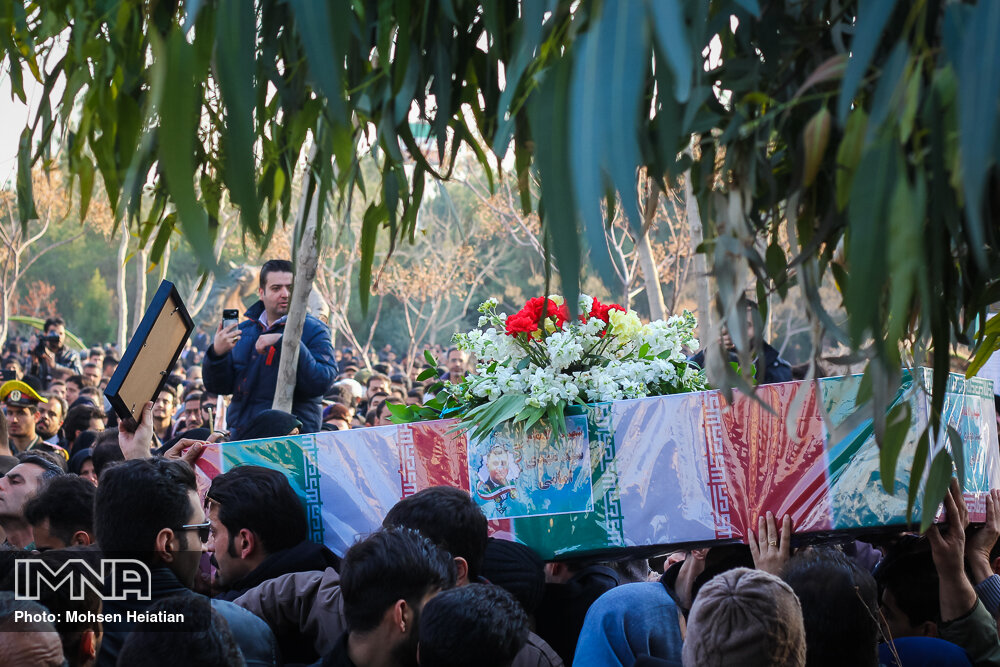 گزارشی از تشییع شهدای سقوط هواپیمای اوکراین در اصفهان