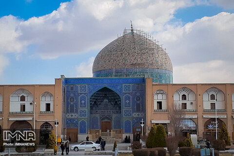  ترک‌ دوم گنبد مسجد شیخ لطف الله آماده مرمت می‌شود