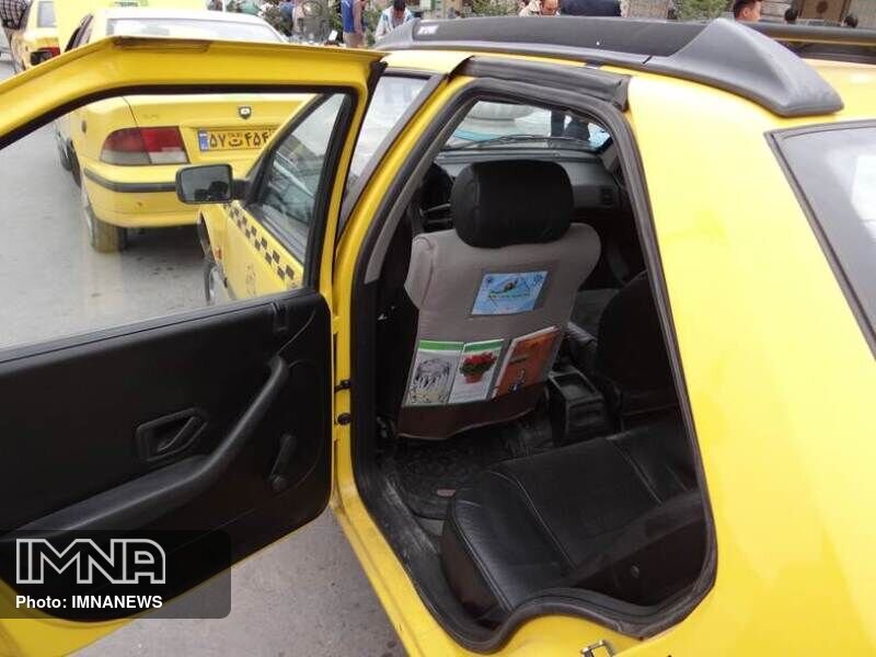 راه‌اندازی تاکسی کتاب مازندران/هم اندیشی برای حذف کودکان کار