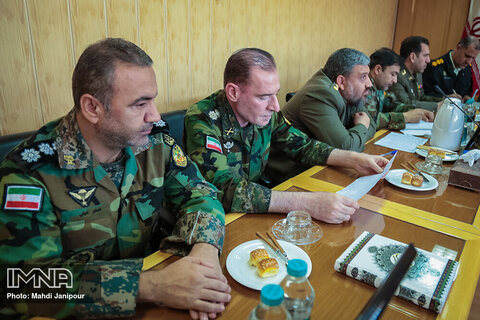 نشست خبری فرمانده ارشد نظامی آجا در استان اصفهان