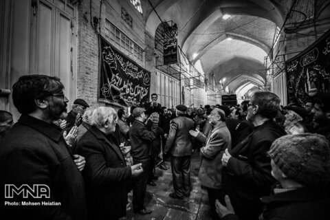 عزاداری شهادت حضرت زهرا (س) در بازار اصفهان