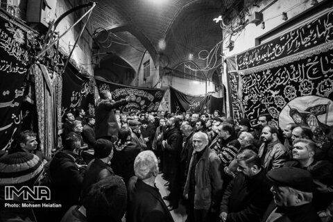 عزاداری شهادت حضرت زهرا (س) در بازار اصفهان