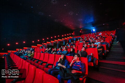 انتظامی: گسترش سالن‌های سینمایی بخش خصوصی خبر خوشی است