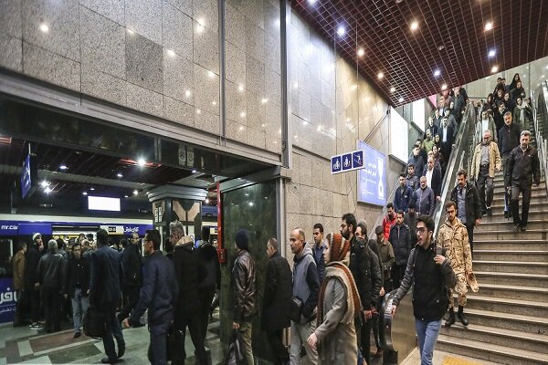 ارائه خدمات رایگان مترو تهران در روز ۲۲ بهمن به بیش از یک میلیون مسافر