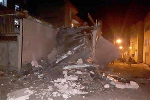 یک باب مغازه تجاری در سنندج تخریب شد
