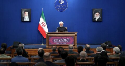 روحانی:اقتصاد بدون نفت را برای نخستین بار در تاریخ ایران تجربه کردیم