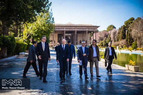 Dutch Minister of Foreign Affairs in Isfahan