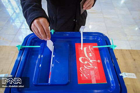 برگزاری انتخابات شوراها در بازه زمانی سه ماهه تنها یک ایده است