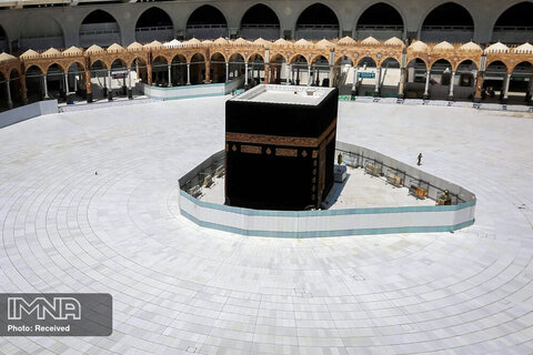 مقامات سعودی بعد از شیوع کروناویروس شهر مقدس مکه و زیارت اسلامی را به حالت تعلیق درآوردند.