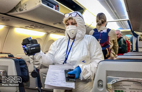 چک کردن سلامت مسافران هواپیما به منظور پیشگیری از شییوع ویروس کرونا
