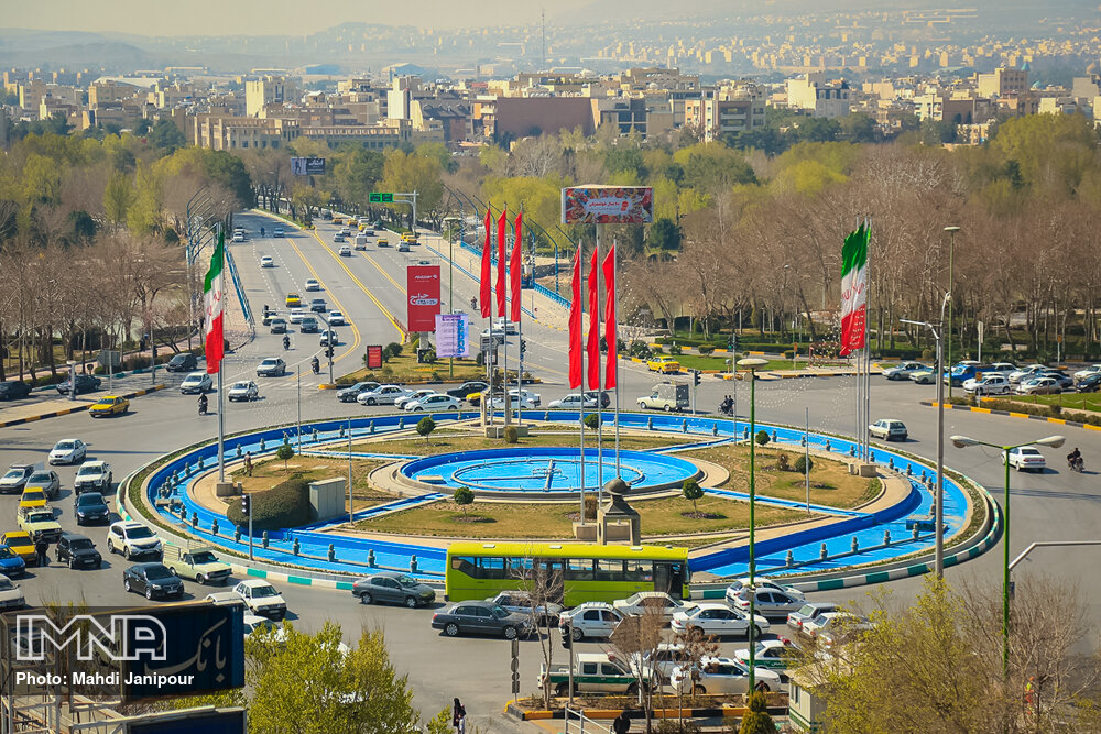 شهر تکانی اصفهان با تلاش ۲۸۰۰ نیروی خدمات شهری