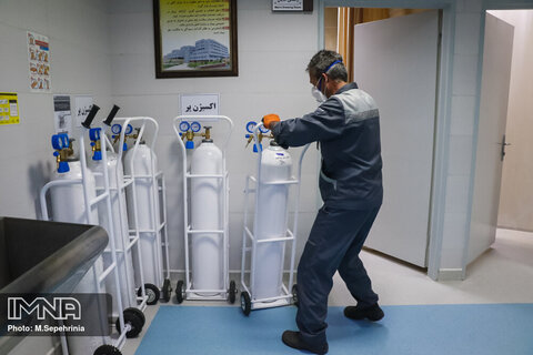 ۵۰ دستگاه اکسیژن ساز ایرانی برای بیمارستان‌های کرونایی خریداری شد