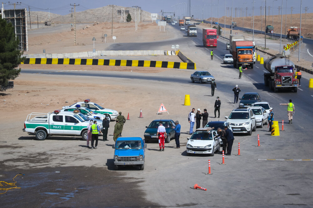 ۴هزار و ۷۹۹ خودروی غیر بومی از اصفهان برگردانده شد