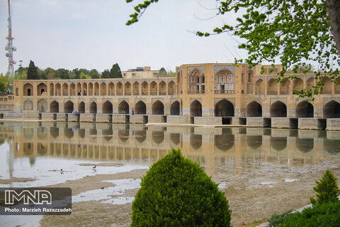 هوای اصفهان در وضعیت زرد