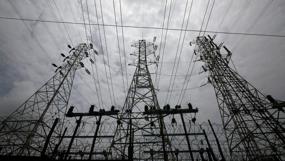 گسترده‌ترین برنامه تعمیر شبکه‌های برق کشور آغاز شد