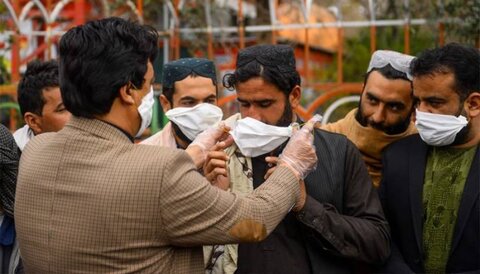 کاهش محدودیت‌های مهار کرونا در پاکستان