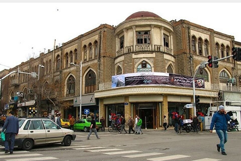 سینماها و مراکز نمایشی محدوده خیابان لاله‌زار احیا می‌شود
