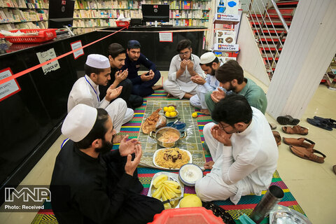 ماه مبارک رمضان در نقاط مختلف جهان