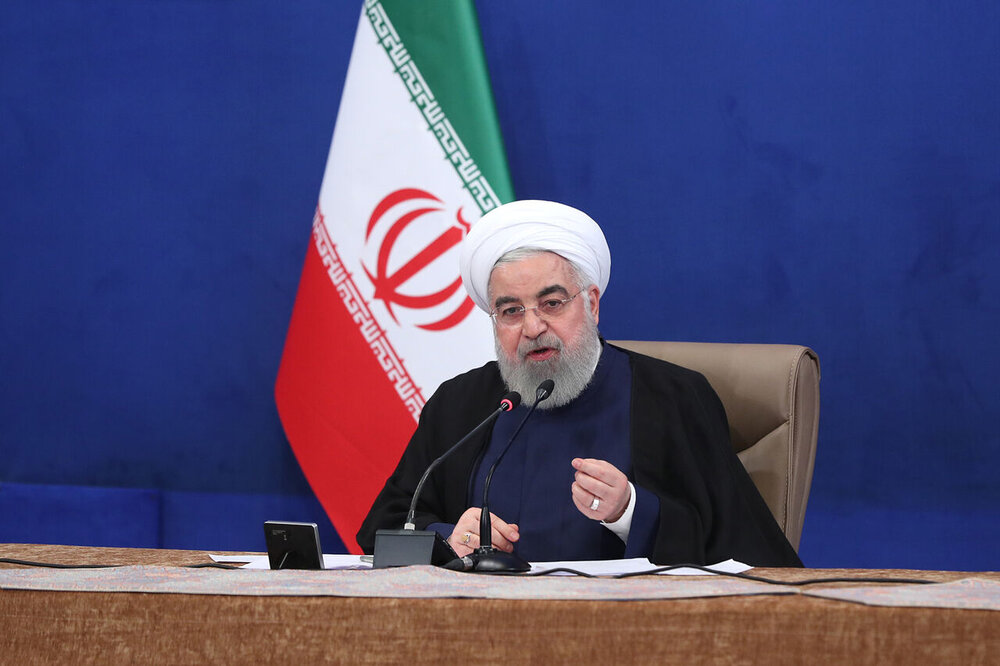 روحانی: بدهی و معوقات کادر درمان پرداخت شد/۵۰ هزار میلیارد تومان افتتاح خواهیم داشت