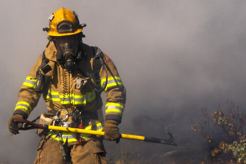 تجهیز آتش نشانان اراکی به لباس‌های استاندارد/تداوم سرویس دهی خط یک بی آر تی 