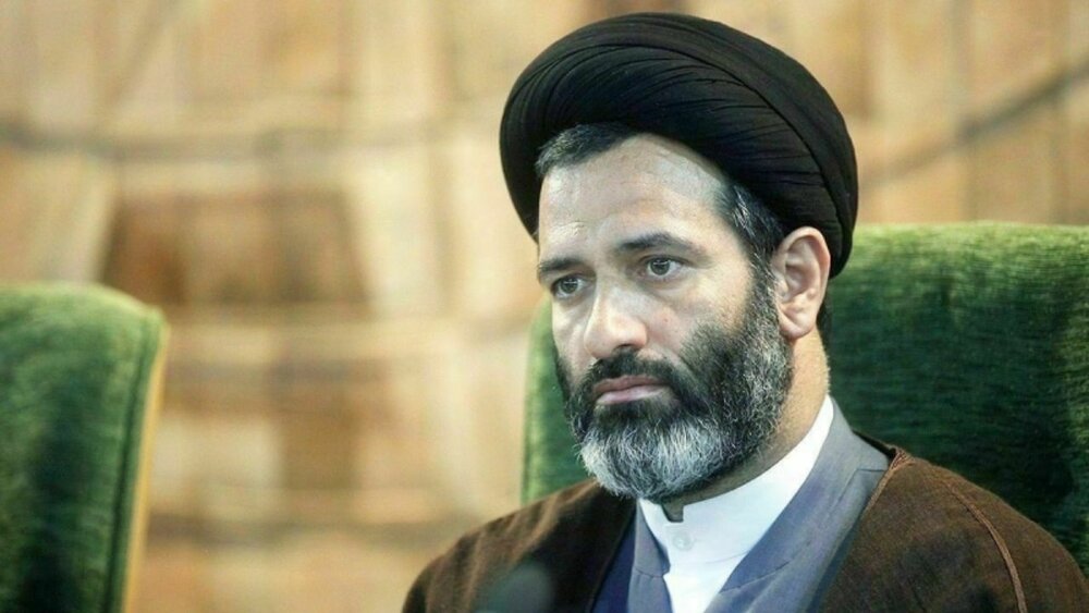 حسینی کیا: عملکرد رحمانی در وزارت صمت قابل قبول بود