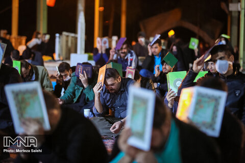 مراسم احیای شب بیست و سوم ماه رمضان در مبارکه