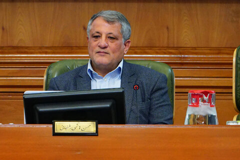 رئیس شورای شهر تهران حرف دو سال پیش خود را پس گرفت/ تشریح جزئیات جلسه با جهانگیری