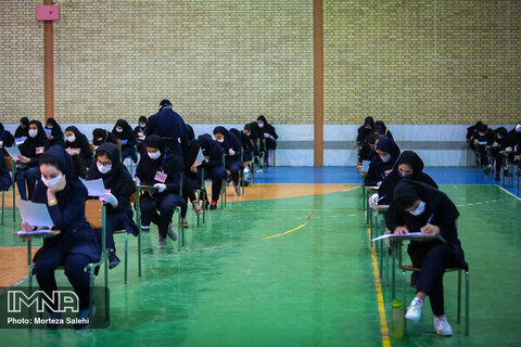 اجبار حضور دانش‌آموز در مدرسه برای امتحانات دی ماه تخلف است