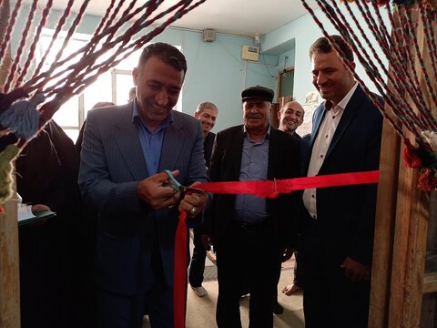 افتتاح دو کارگاه بافته‌های داری در مرکز سمیرم