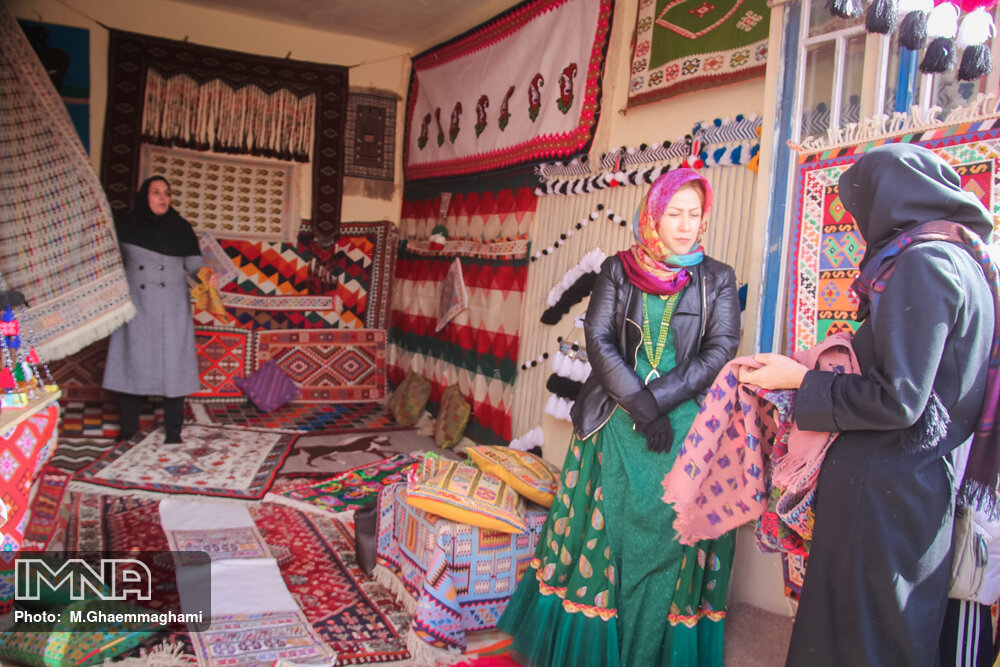 شاغلان ‎صنایع دستی در روستاها هم بیمه می‌شوند