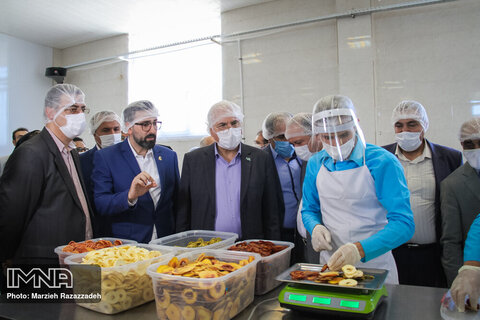 بهره برداری از نخستین واحد تولیدی چیپس میوه و سبزیجات خشک اصفهان