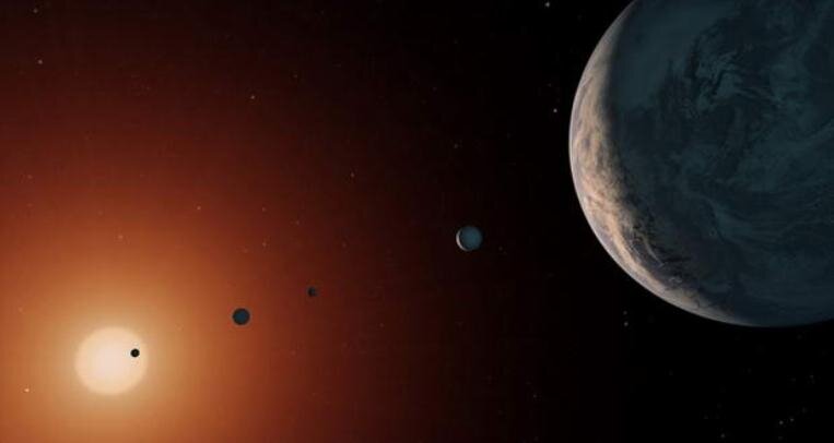 کوچک‌ترین سیاره فراخورشیدی چه نام دارد؟