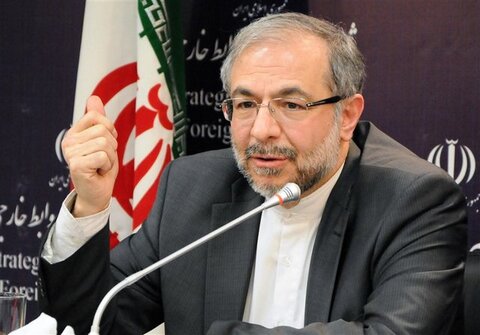 واکنش دستیار وزیر امور خارجه ایران به تصاویر یک تی‌شرت آمریکایی