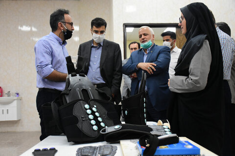 محموله‌های ماسک N95 ایران به کشورهای همسایه صادر شد