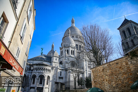 محله مونمارتر و کلیسا کلیسای سکره‌کر پاریس