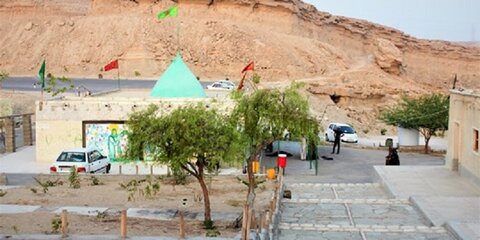 احداث مخزن بتنی ذخیره آب در مجموعه زیارتی و گردشگری پنجه علی