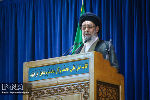 مقاومت مردم ایران به شکست نظام سلطه انجامید