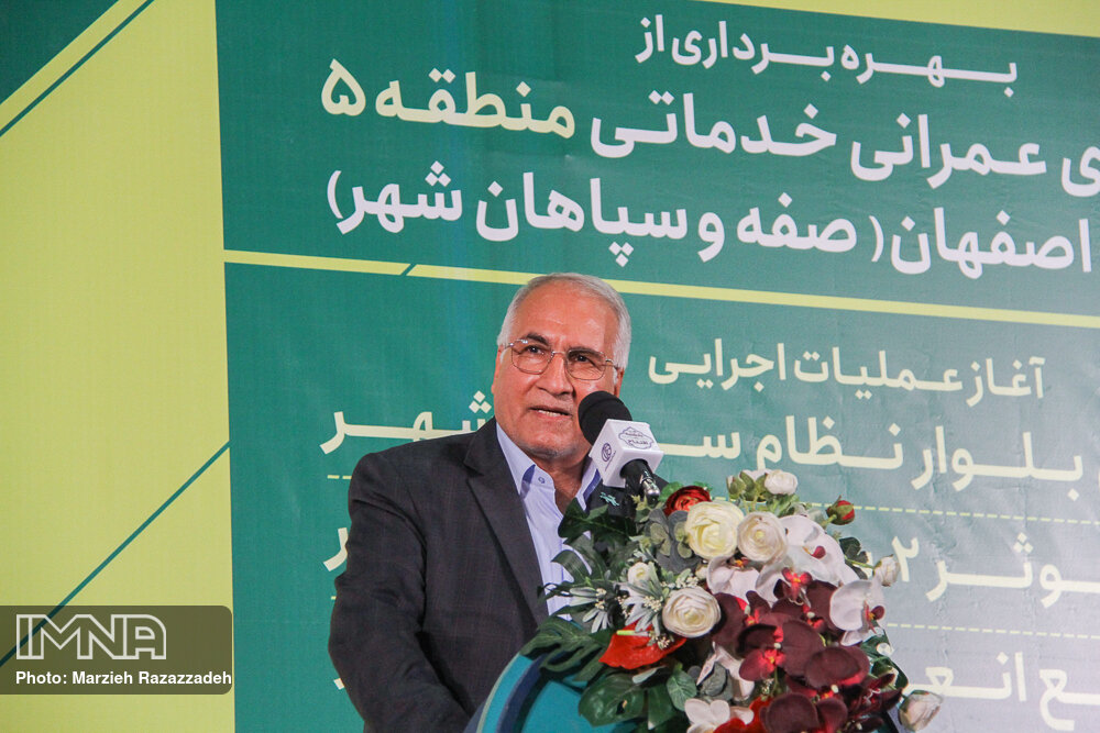 واکنش شهردار اصفهان به تبلیغات انتخاباتی زودهنگام: بیایید مناظره کنیم