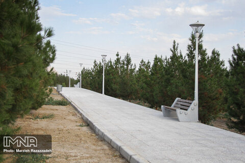 احداث پارک مدافعان سلامت در خرم آباد