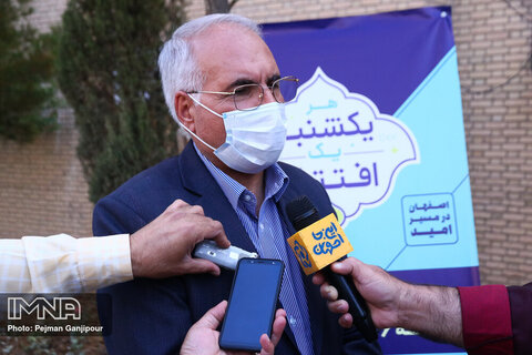  Staving off Coronavirus by urban advertisements in Isfahan