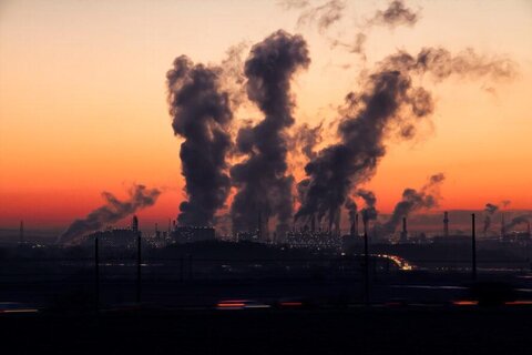 احصاء ۱۵ عامل مؤثر در آلودگی هوا و ترک فعل مدیران مربوطه
