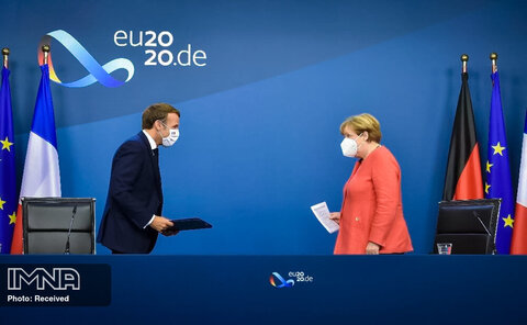 نشست خبری مشترک آنگلا مرکل صدراعظم آلمان و امانوئل ماکرون رئیس جمهور فرانسه در مقر اتحادیه اروپا در بروکسل