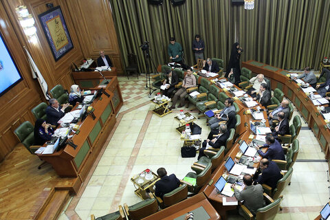 تصویب یک فوریت لایحه تأسیس سازمان مدیریت آب‌های سطحی تهران