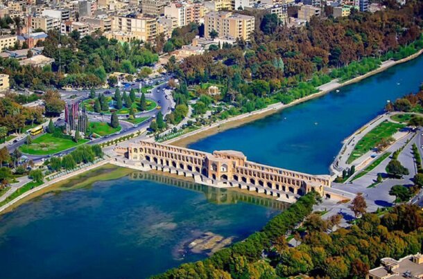 عوامل موثر بر  طراحی برند شهر اصفهان چیست؟