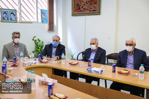 دیدار شهردار اصفهان با اعضای کمیته ایتام امام زمان(عج)