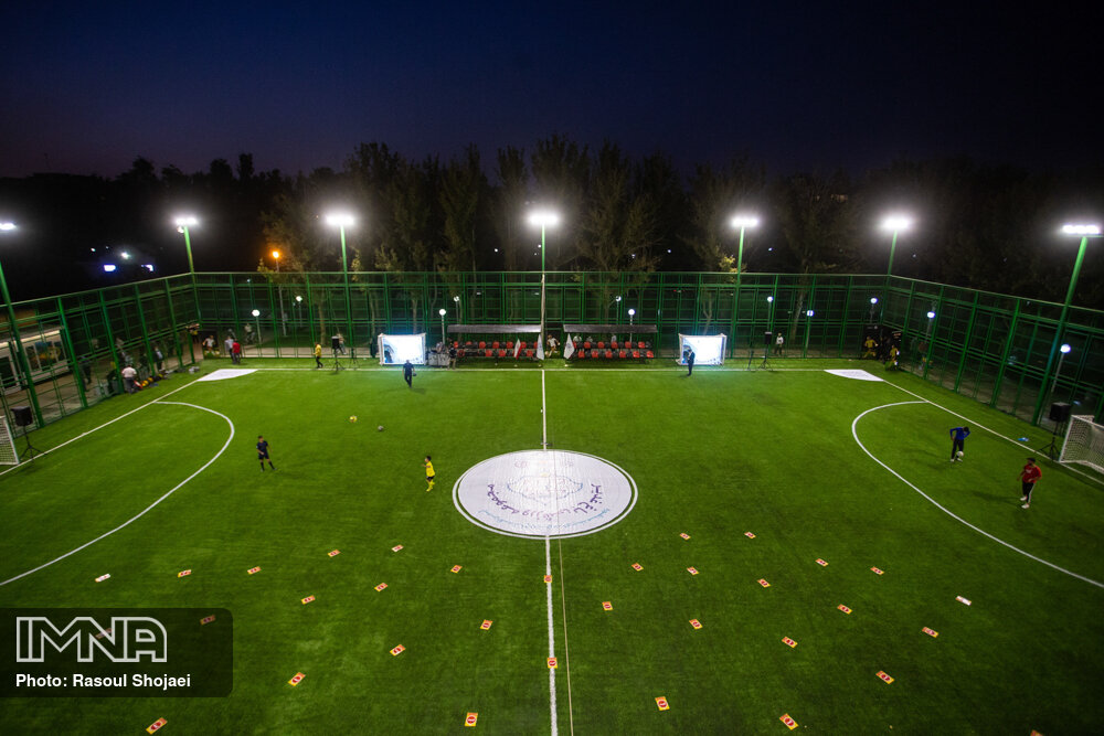افتتاح زمین های ورزشی باغ غدیر