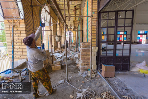 روند پیشرفت سالن اجتماعات گلستان شهدای اصفهان