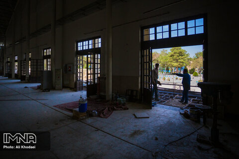 روند پیشرفت سالن اجتماعات گلستان شهدای اصفهان